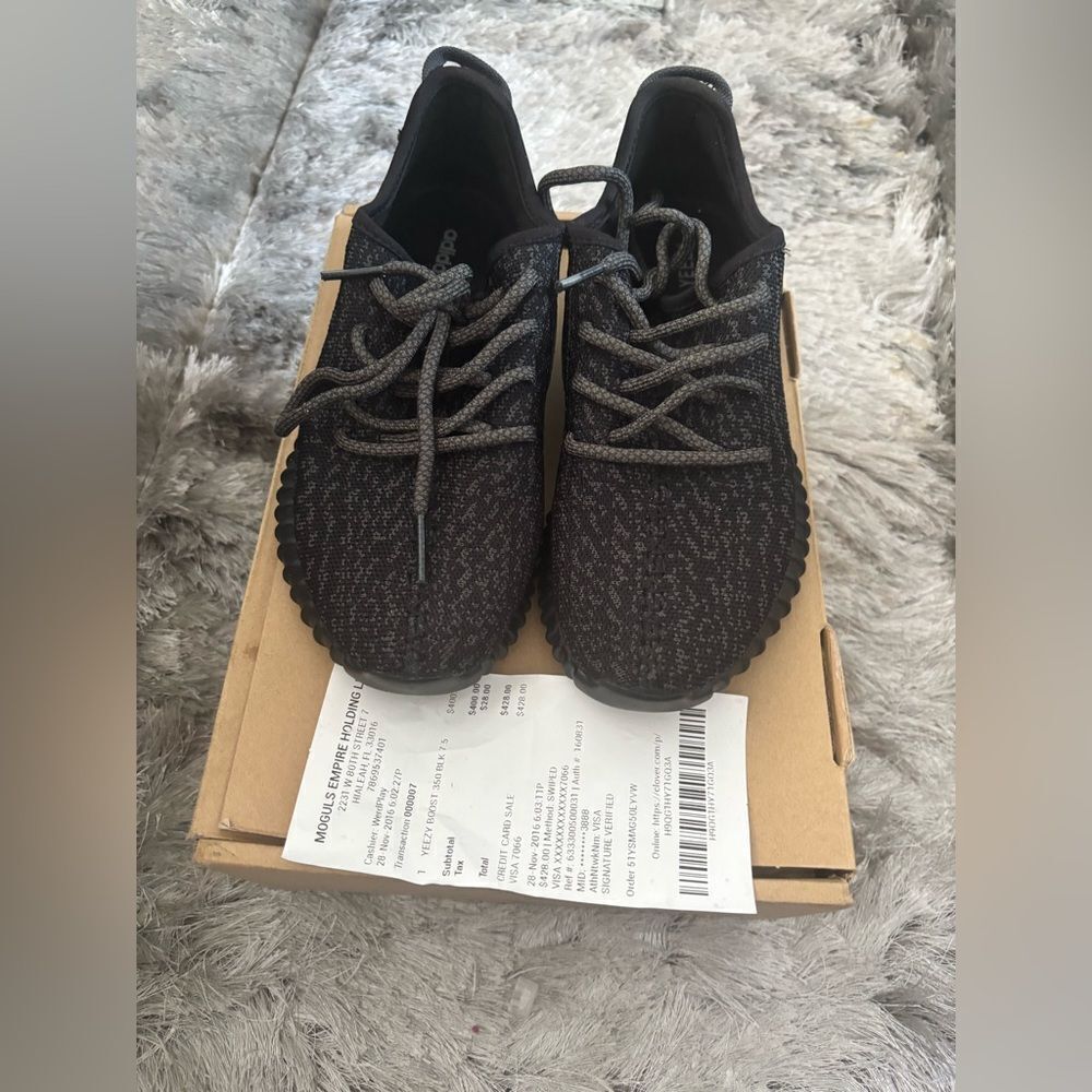 Adidas Yeezy Boost 350 V1 Triple Black 2016 shows BB5350 sneakers flats laces